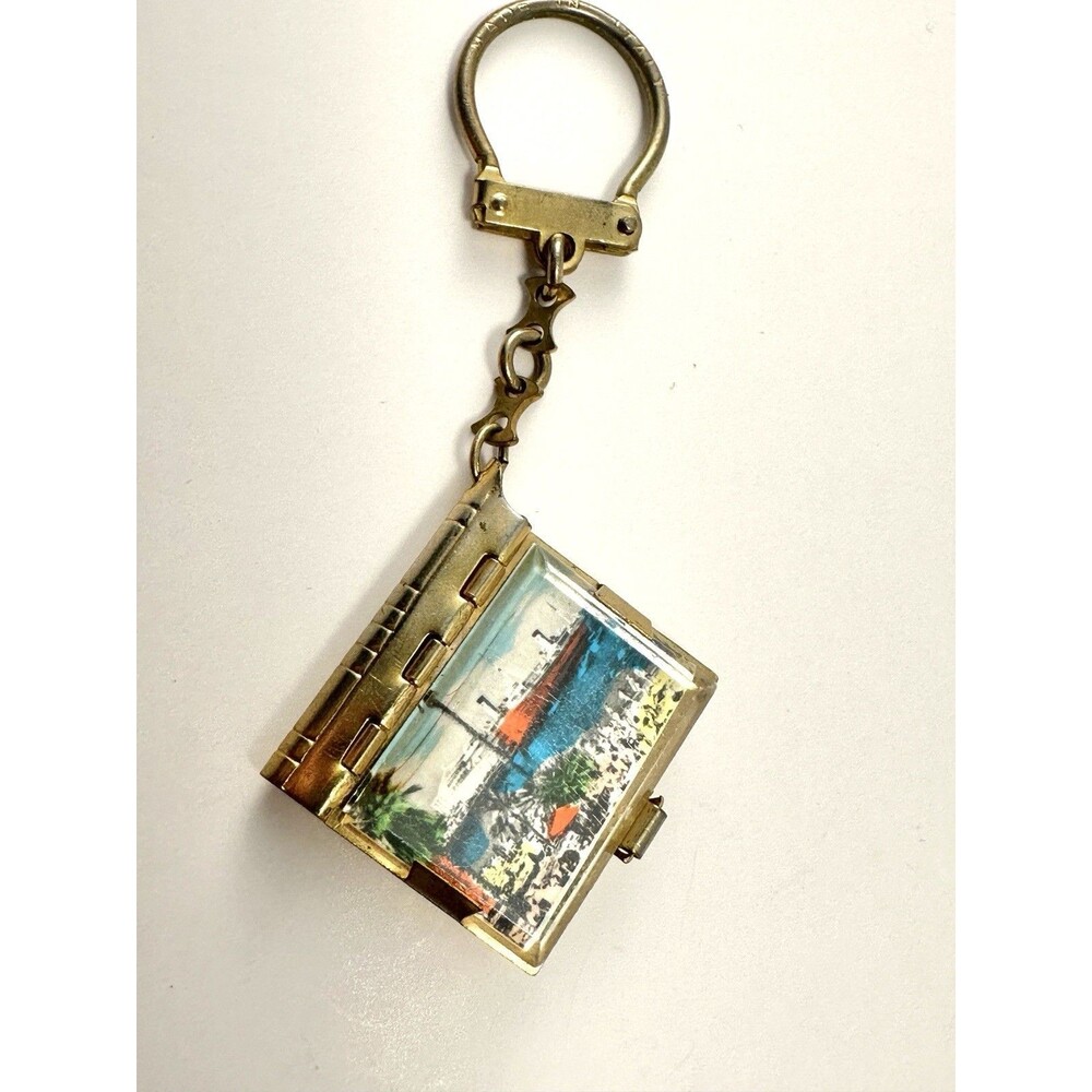 Vintage California Souvenir Accordion Photo Book Keychain Fold Out Charm 1.25"